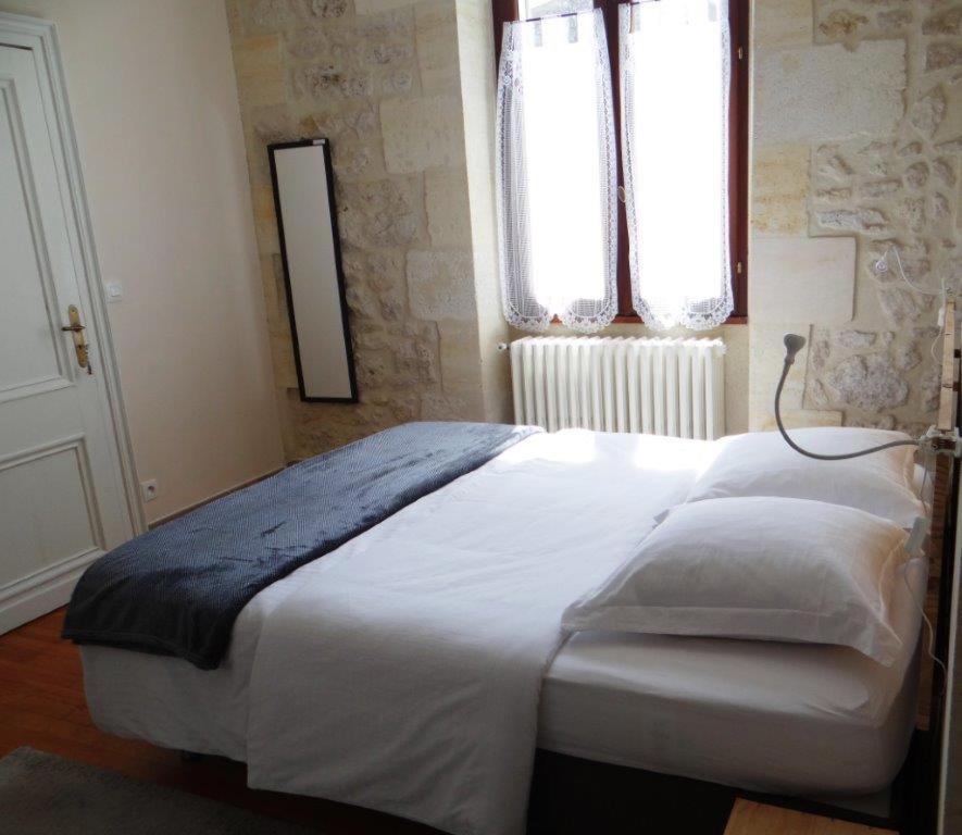 Bed and Breakfast Au Coeur Des Vignobles Saint-Estèphe Exterior foto